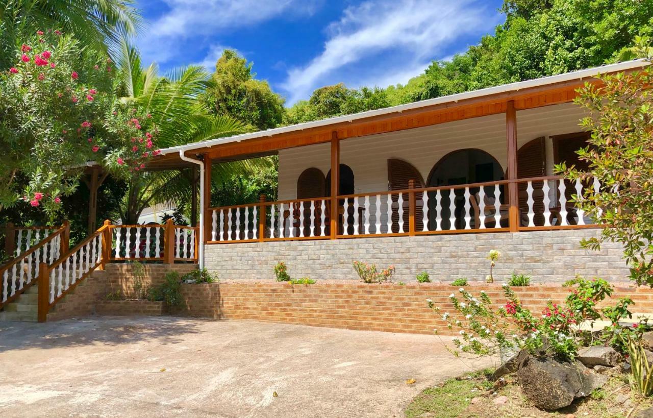 Le Grand Bleu Villas Baie Sainte Anne Kültér fotó